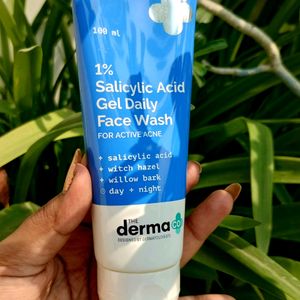 The Derma Co 1% Salicylic Acid Gel Face Wash 100ml