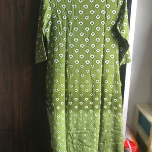 Max Bandhni Print Shaded Kurti