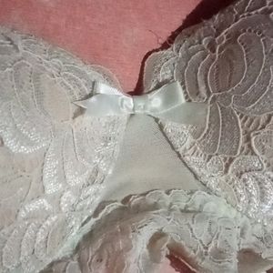 Chicken Work Frilled Hot Padded Bra