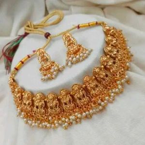 Laxmi Devi Jewellery Set