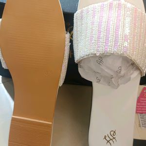 House Of Pataudi Embellished Leather Flats