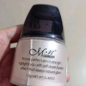 M Caffeine Lip Polishing Oil