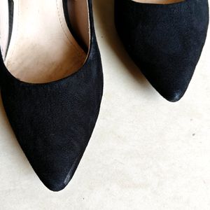 H&M Black Pumps