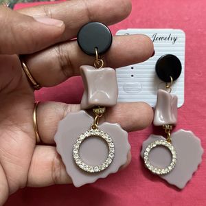 Beautiful Korean Earrings (brand new)