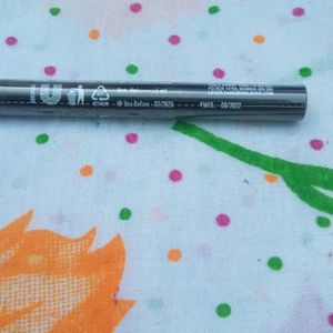 30₹off Lakme Eyeconic Pen Liner