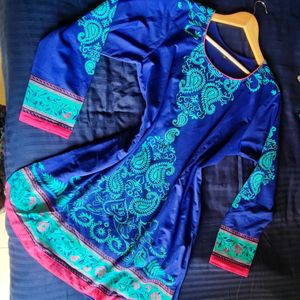 Blue And Pink Printed Warm Kurta.Size 3XL