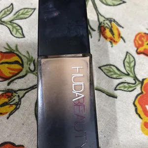 Huda Beauty Foundation