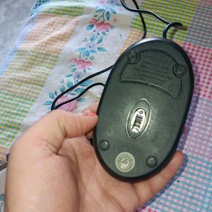 Mouse And Charger Or Led