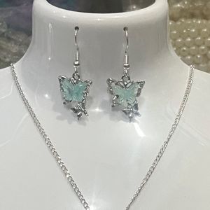 Necklace & Earrings