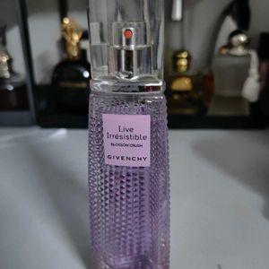 Givenchy Live irresistible Blossom crush - 50ml