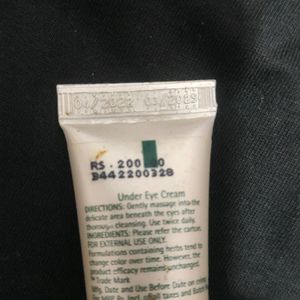 Himalaya Under Eye Cream