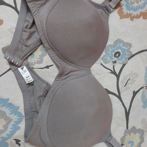 lightly padded bra