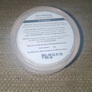 Mamaearth Glow Mattiying Loose Powder