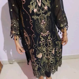 Pakistani Suit