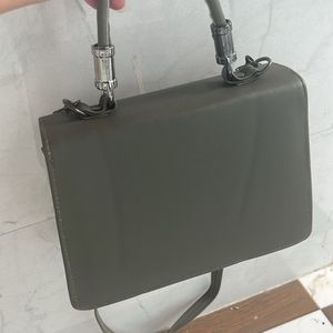 Sling bag For Stylish Women