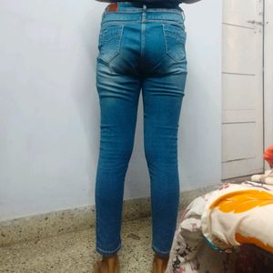 Skinny Jeans For Women