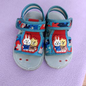 A Set Of Baby Dungri Nd Matching Footwear