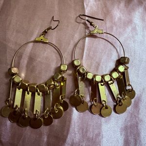 Loop earrings