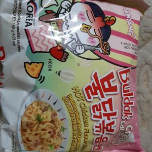 Korean Ramen Hot Chicken Flavoured