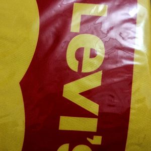 M Size Levi's T Shirt