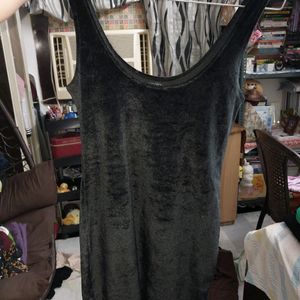 Basic Velvet Black Dress