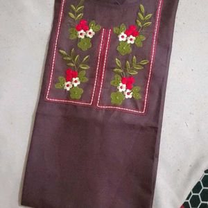 Beautiful Embroidery On Kurti