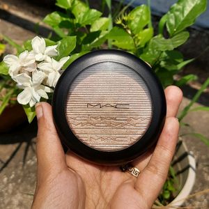 Mac Highlighter (Whisper Of Gilt)