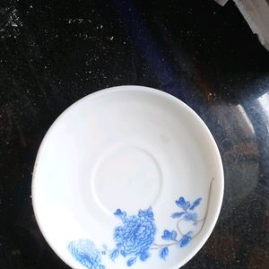 tea cup with plate