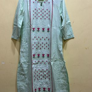 Avaasa Green Kurta Size XL