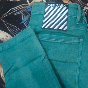 A Damage Green Boyfriend Jeans