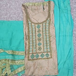 Koskii Peach Kurta With Contrasting Green Bottom