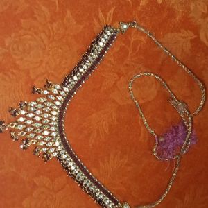 Traditional Necklace In Maroon