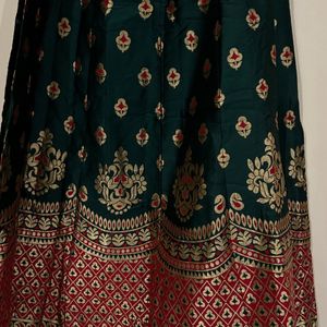 Banarasi Lehanga With Padded Blouse & Heavy Duppat