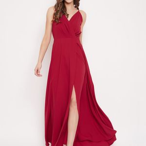 Berrylush Women Solid Red V-Neck Flared Maxi Dress