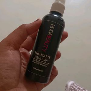 Huda Makeup Remover