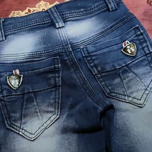 KIDS BOY JEANS IN NEW CONDITION