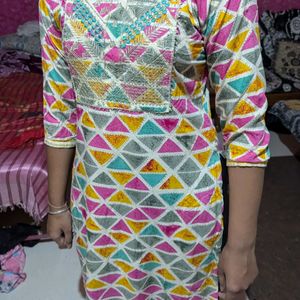 EMBROIDED KURTA