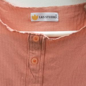 Crop Top Fitted (Peach Color)