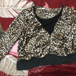 Beautiful Jaguar Printed Crop Top