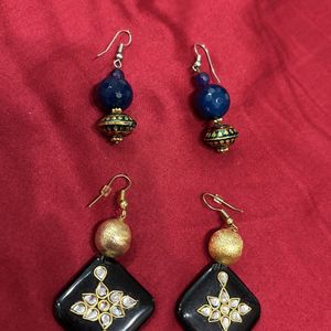 2 Pairs Of Ethnic Earrings