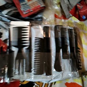 New Unused Combs Set