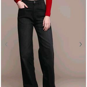 black straightfit jeans