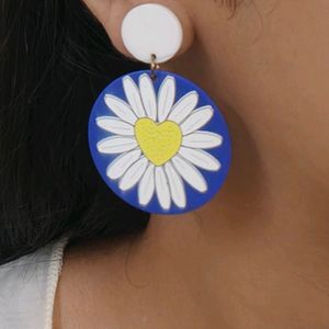 2 Set Earrings+FREE Scrunchie