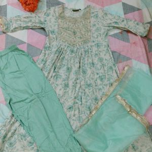 Pretty Kurta Set