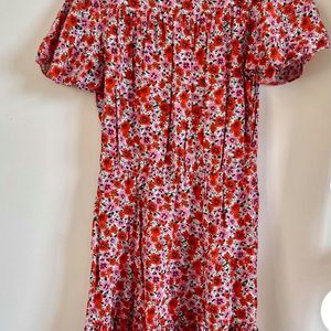 Zara Floral Dress Size - s