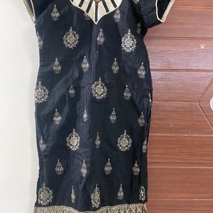 Designer Kurtis For Womens