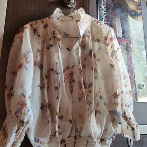 Flower Printed With Puff Sleeves Top