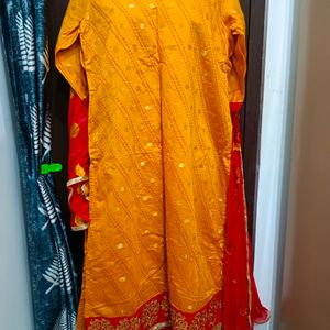 Silk Kurta With Red Duppata