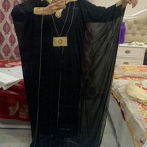 Dubai Abaya