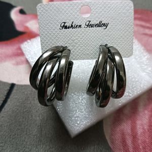 4 Pair Earrings